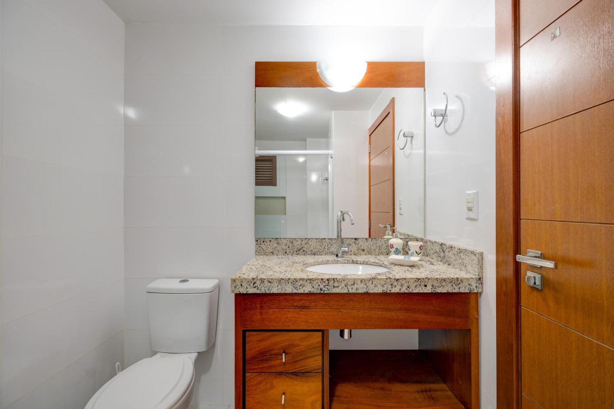 Ambiente Familiar Com Vista Lateral Do Mar Apartamento Balneario Camboriu