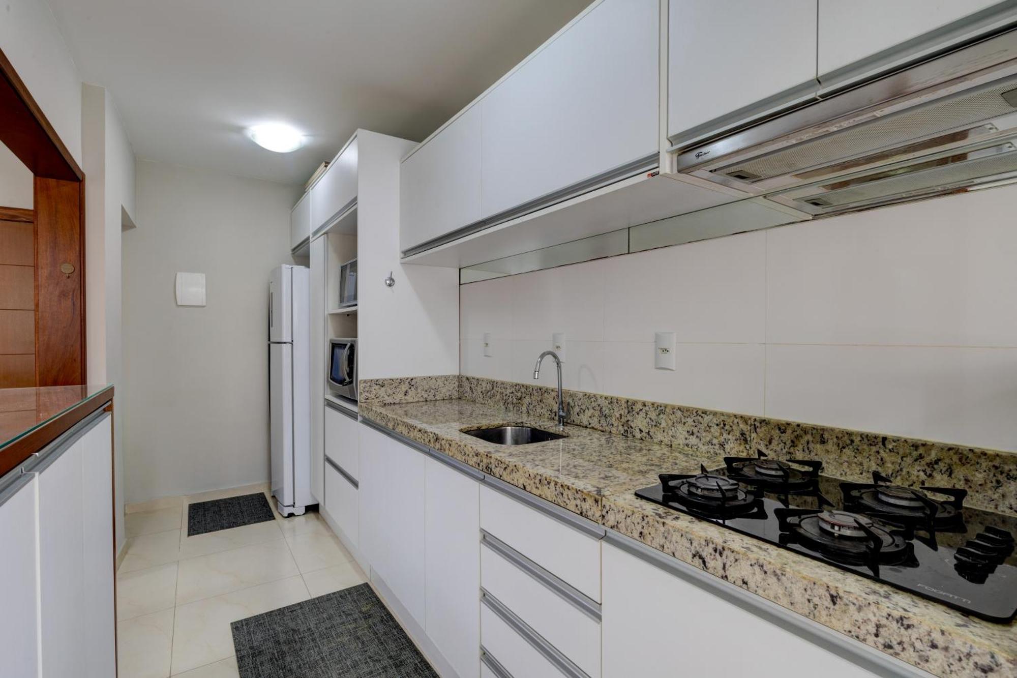 Apartamento Ambiente Familiar Com Vista Lateral Do Mar Balneario Camboriu