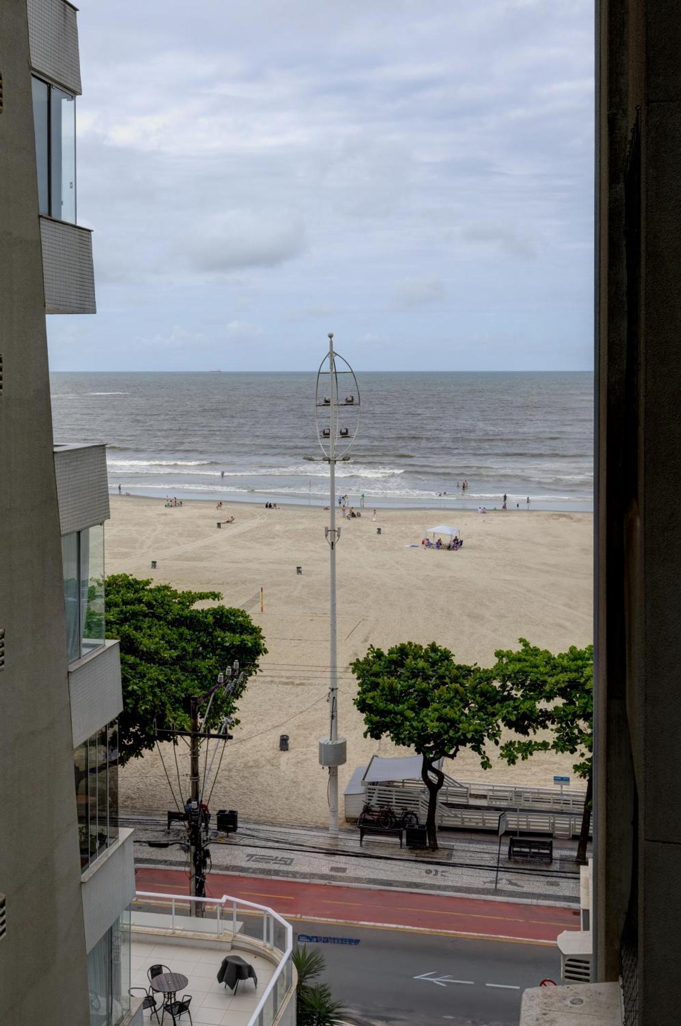 Ambiente Familiar Com Vista Lateral Do Mar Apartamento Balneario Camboriu